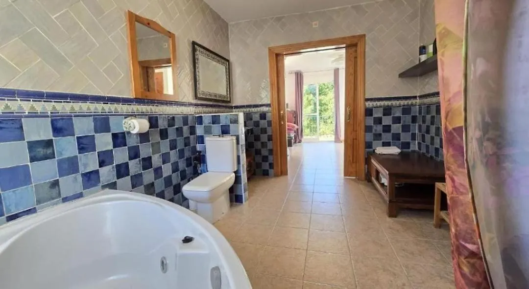 Hermosa Casa Con Piscina Y Gran Vista A La Montana Vinuela Holiday home