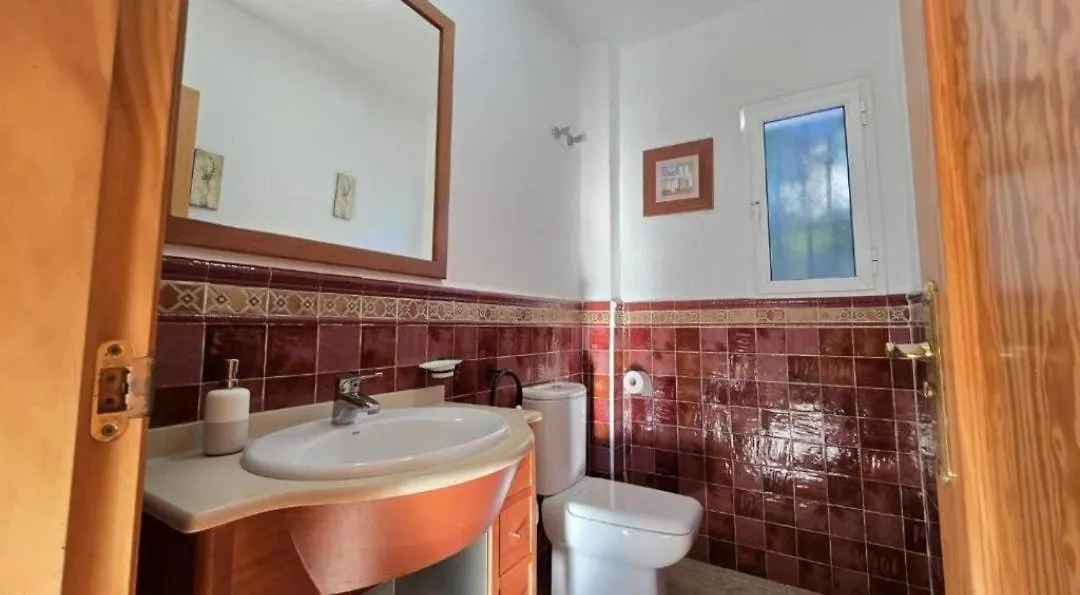 펜션 Hermosa Casa Con Piscina Y Gran Vista A La Montana 비뉴엘라